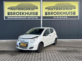 Coche siniestrado Suzuki Alto Alto, Hatchback 5-drs, 2009 1.0 12V 2014/1