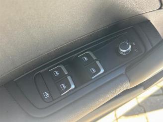 Audi A1 A1 Sportback (8XA/8XF), Hatchback 5-drs, 2011 / 2018 1.0 TFSI Ultra 12V picture 16