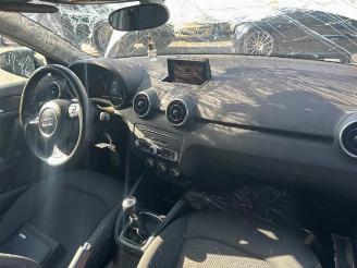 Audi A1 A1 Sportback (8XA/8XF), Hatchback 5-drs, 2011 / 2018 1.0 TFSI Ultra 12V picture 12