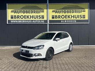 krockskadad bil auto Volkswagen Polo 1.2 TSI Comfortline 2015/2