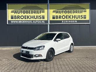 krockskadad bil auto Volkswagen Polo 1.2 TSI Comfortline 2015/2