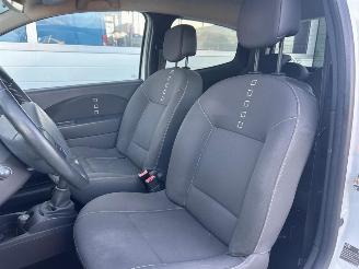 Renault Twingo 1.5 dCi Dynamique picture 13