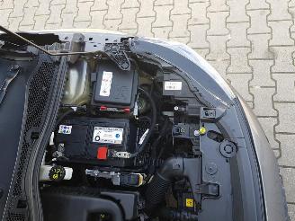Peugeot 208 1.2 PureTech Active Pack picture 17