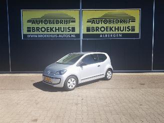 Auto incidentate Volkswagen Up! 1.0 high up! BlueMotion 2012/8