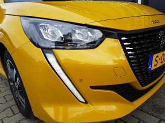 Peugeot 208 1.2 PureTech Allure Pack picture 30