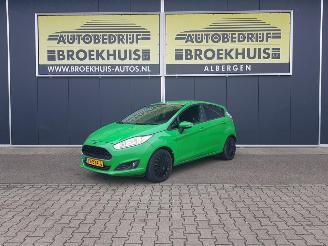 Vaurioauto  passenger cars Ford Fiesta 1.5 TDCi Style Ultimate Lease Edition 2017/5