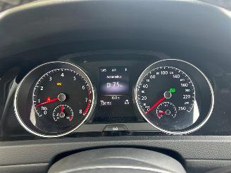 Volkswagen Golf Variant 1.2 TSI Business Edition Connected R DSG picture 18