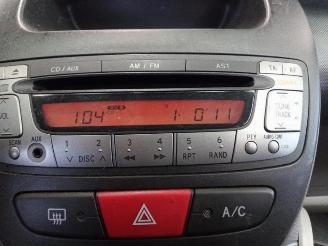 Peugeot 107 107, Hatchback, 2005 / 2014 1.0 12V picture 24