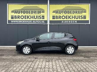 Renault Clio 1.5 dCi ECO Expression picture 2