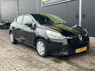 Renault Clio 1.5 dCi ECO Expression picture 6