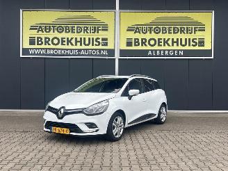 uszkodzony samochody osobowe Renault Clio Estate 0.9 TCe Zen 2017/5