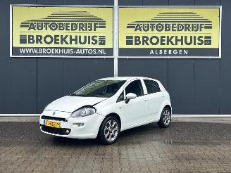 Damaged car Fiat Punto Evo 0.9 TwinAir Sempre 2018/4
