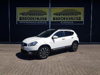 krockskadad bil auto Nissan Qashqai 1.6 Connect Edition 2011/9