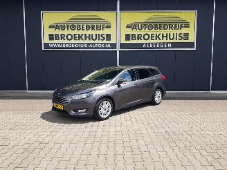 krockskadad bil auto Ford Focus Wagon 1.0 Trend 2017/7