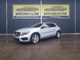 Damaged car Mercedes GLA 200 CDI Ambition 2014/9