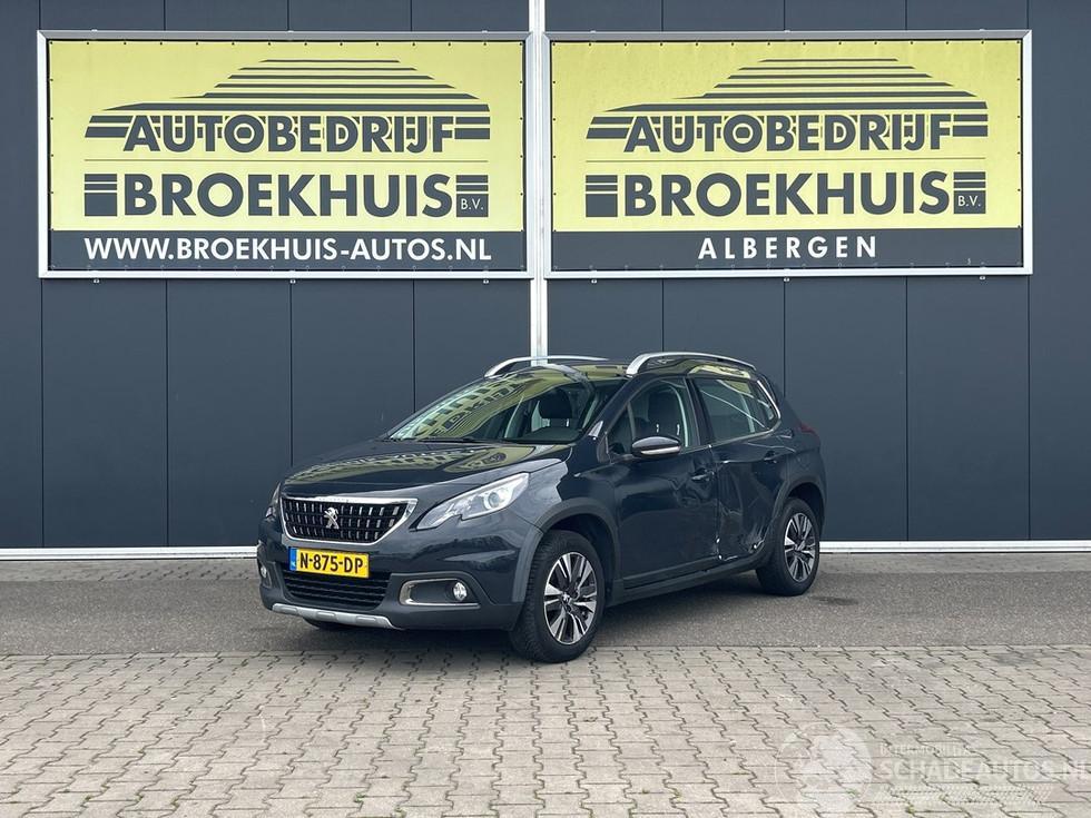 Peugeot 2008 1.2 PureTech Allure