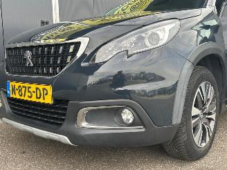 Peugeot 2008 1.2 PureTech Allure picture 9