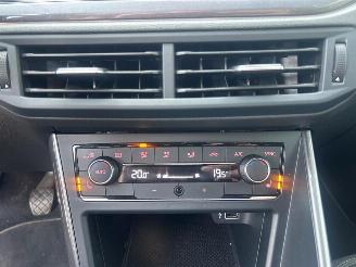 Volkswagen Polo 1.0 TSI Highline picture 18
