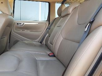 Volvo V-70 2.4 D5 picture 13