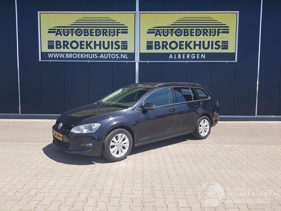 Volkswagen Golf 1.6 TDI Highline DSG