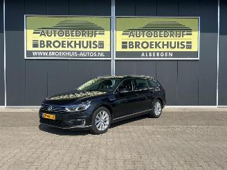 Avarii autoturisme Volkswagen Passat Variant 1.4 TSI GTE Connected Series 2016/11