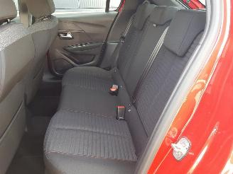 Peugeot 208 1.2 PureTech Allure picture 16