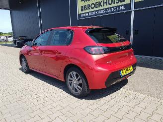 Peugeot 208 1.2 PureTech Allure picture 7