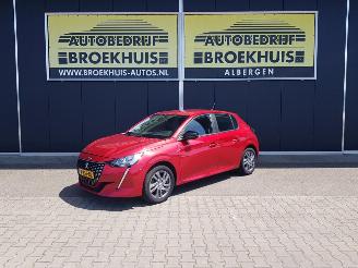 skadebil auto Peugeot 208 1.2 PureTech Allure 2022/4