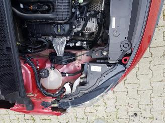 Peugeot 208 1.2 PureTech Allure picture 13