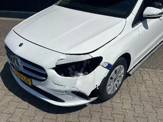 Mercedes B-klasse 200d picture 9