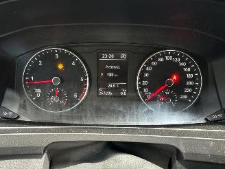 Volkswagen Transporter 2.0 TDI L2H1 DC Comfortline Plus picture 22