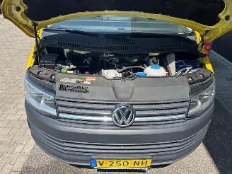 Volkswagen Transporter 2.0 TDI L2H1 DC Comfortline Plus picture 29