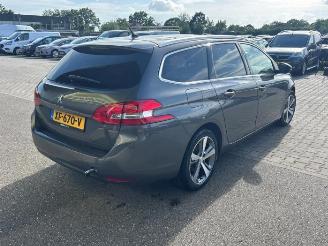 Peugeot 308 308 SW (L4/L9/LC/LJ/LR), Combi 5-drs, 2014 / 2021 1.2 12V e-THP PureTech 130 picture 5