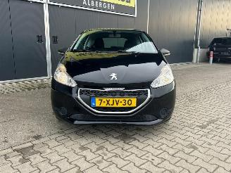 Peugeot 208 1.0 VTi Access picture 3