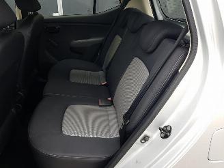Hyundai I-10 1.1 Pure picture 16