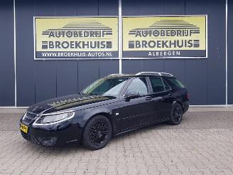 krockskadad bil auto Saab 9-5 Estate 2.3t Vector Sport 2008/2