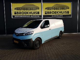 damaged commercial vehicles Toyota Proace Worker 2.0 D-4D Cool Comfort Long 2017/7