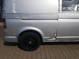 Volkswagen Transporter 2.0 TDI L2H1 DC Comfortline picture 9