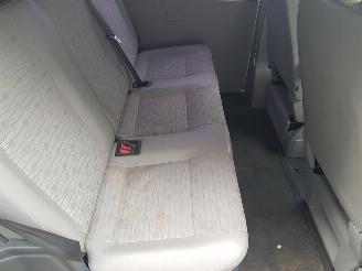 Volkswagen Transporter 2.0 TDI L2H1 DC Comfortline picture 13