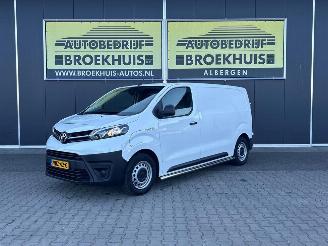 damaged commercial vehicles Toyota Proace Electric Worker Standard Range Navigator 2021/1