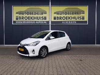 Schadeauto Toyota Yaris 1.3 VVT-i Trend AUTOMATIC 2016/3