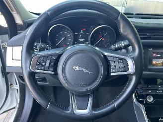 Jaguar XF 2.0d Portfolio picture 12