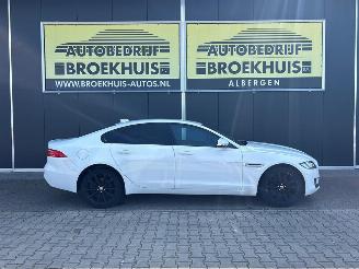 Jaguar XF 2.0d Portfolio picture 4