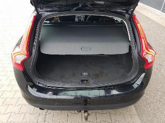 Volvo V-60 1.6 D2 Momentum picture 22
