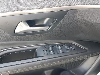 Peugeot 3008 1.2 PureTech Première picture 28