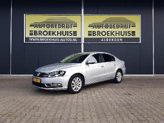 Unfallwagen Volkswagen Passat 1.4 TSI Comfort Executive Line BlueMotion 2012/6