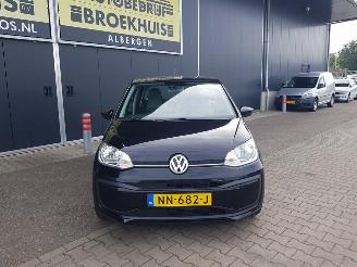 Volkswagen Up! 1.0 BMT move up! picture 3