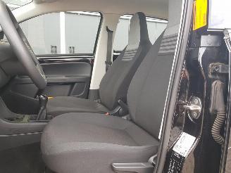 Volkswagen Up! 1.0 BMT move up! picture 11