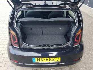 Volkswagen Up! 1.0 BMT move up! picture 18