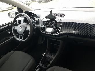 Volkswagen Up! 1.0 BMT move up! picture 14